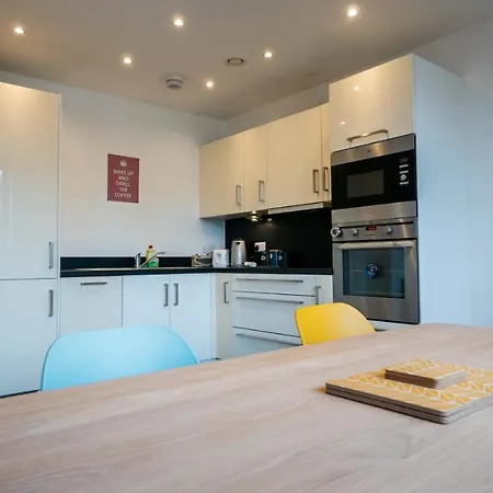 Gorgeous Flat With Parking Lägenhet Bristol