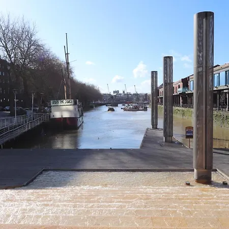 Gorgeous Flat With Parking *