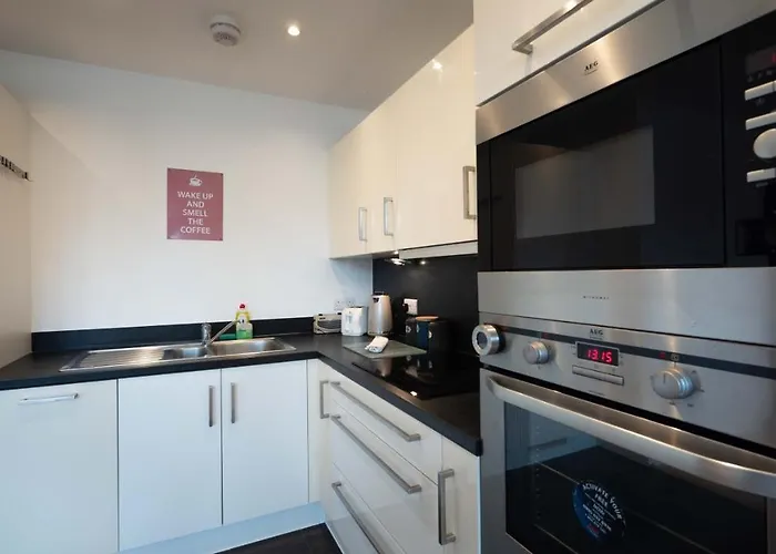 Gorgeous Flat With Parking Apartman Bristol