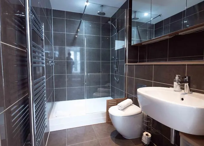 Gorgeous Flat With Parking Apartman Bristol