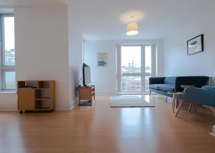 Gorgeous Flat With Parking *